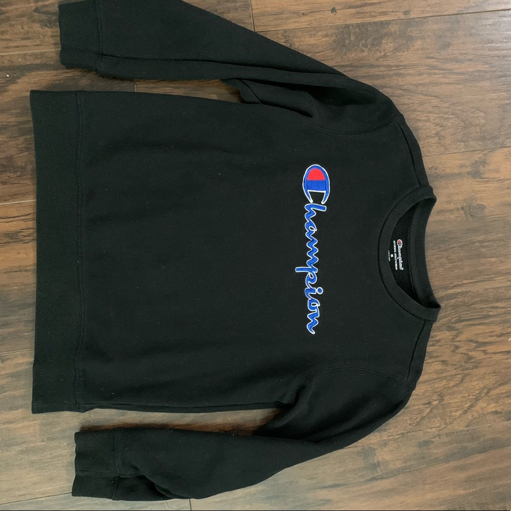 Boys Champion crew neck sweater